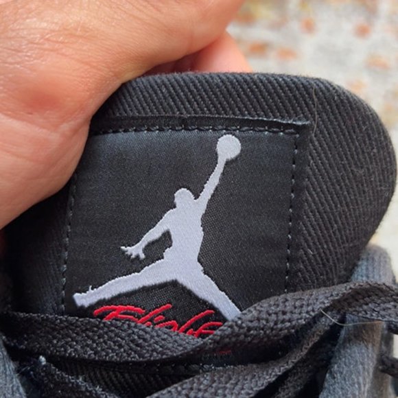 Jordan 4